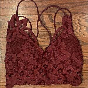True & Co Bralette Sz S Burgundy Lace Padded Adjustable Straps 11”W